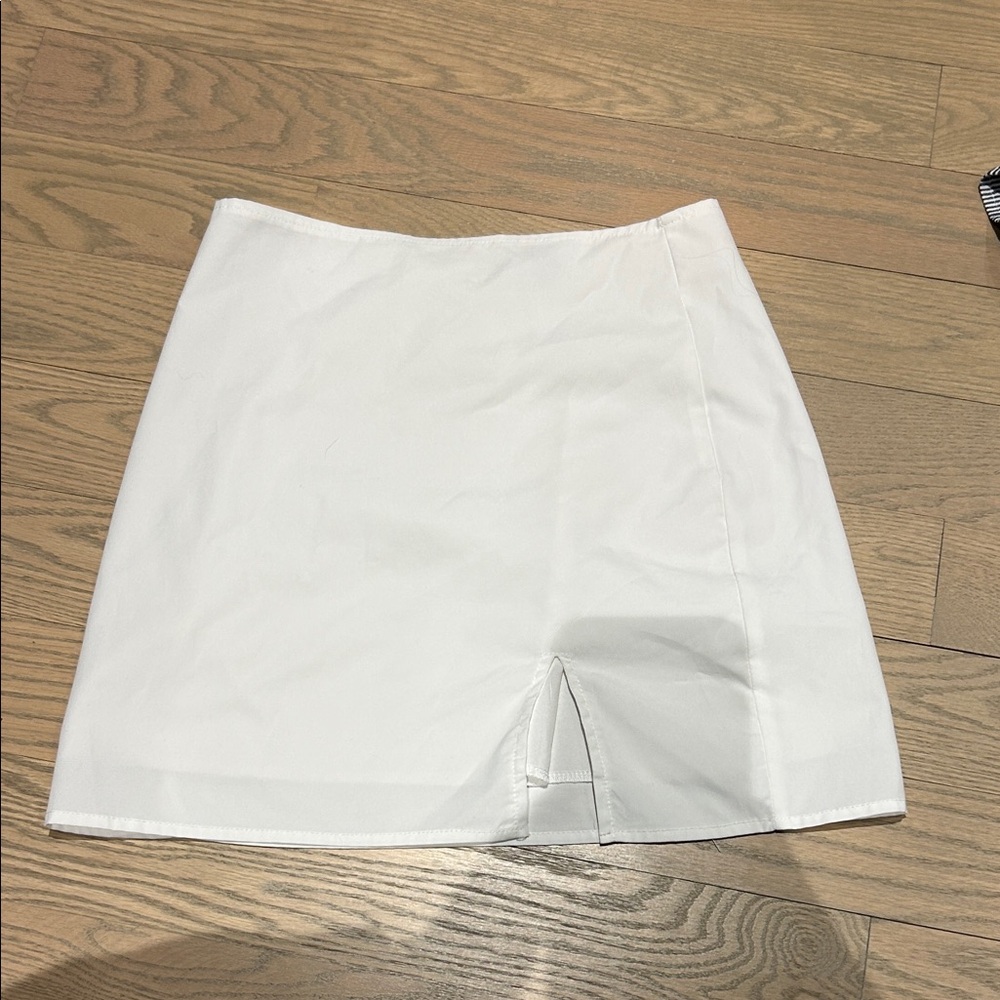 Classic White Mini Skirt with Front Notch